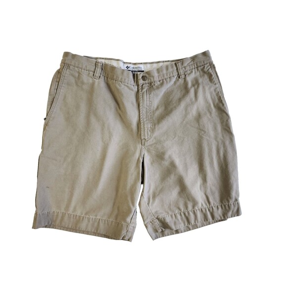 Columbia Sportswear Co. Men's Size 38 Khaki Chino Shorts Embroidered Pocket Logo - Picture 1 of 16